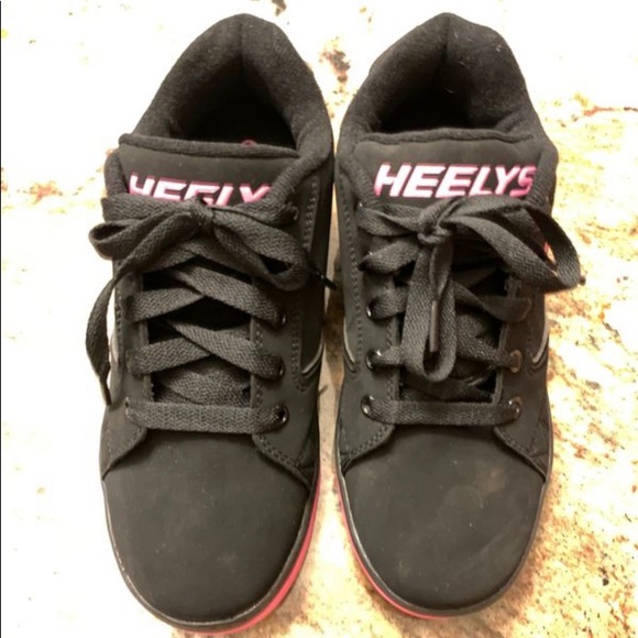 Heely - Picture 4 of 5
